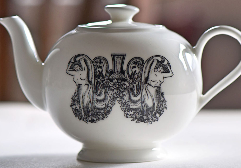 London EDITION Teapot