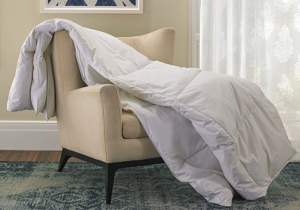 Medium Weight Down Comforter