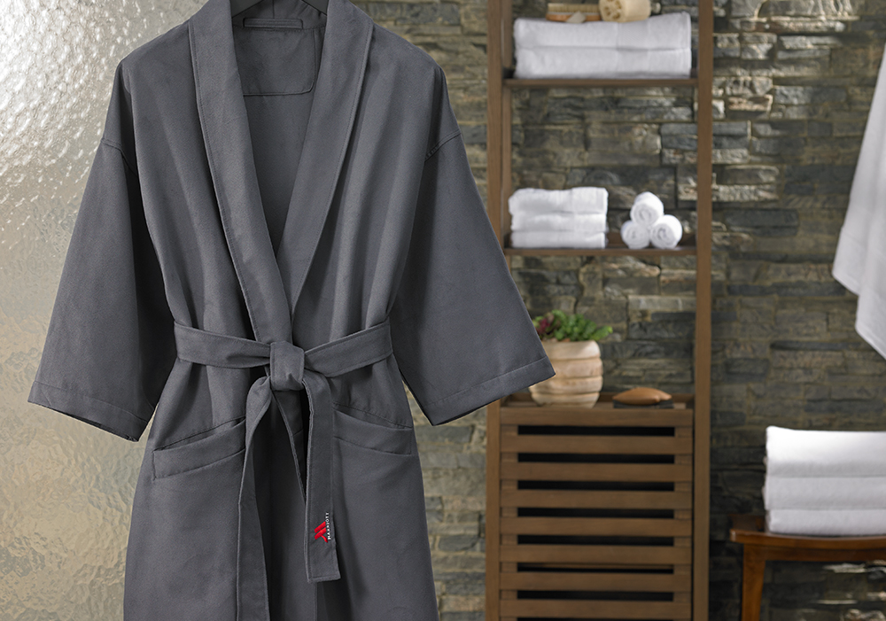 https://www.boutiques.marriottbonvoy.com/wp-content/uploads/2019/10/marriott-microfiber-robe-mar-400-wl-gy-os.jpg