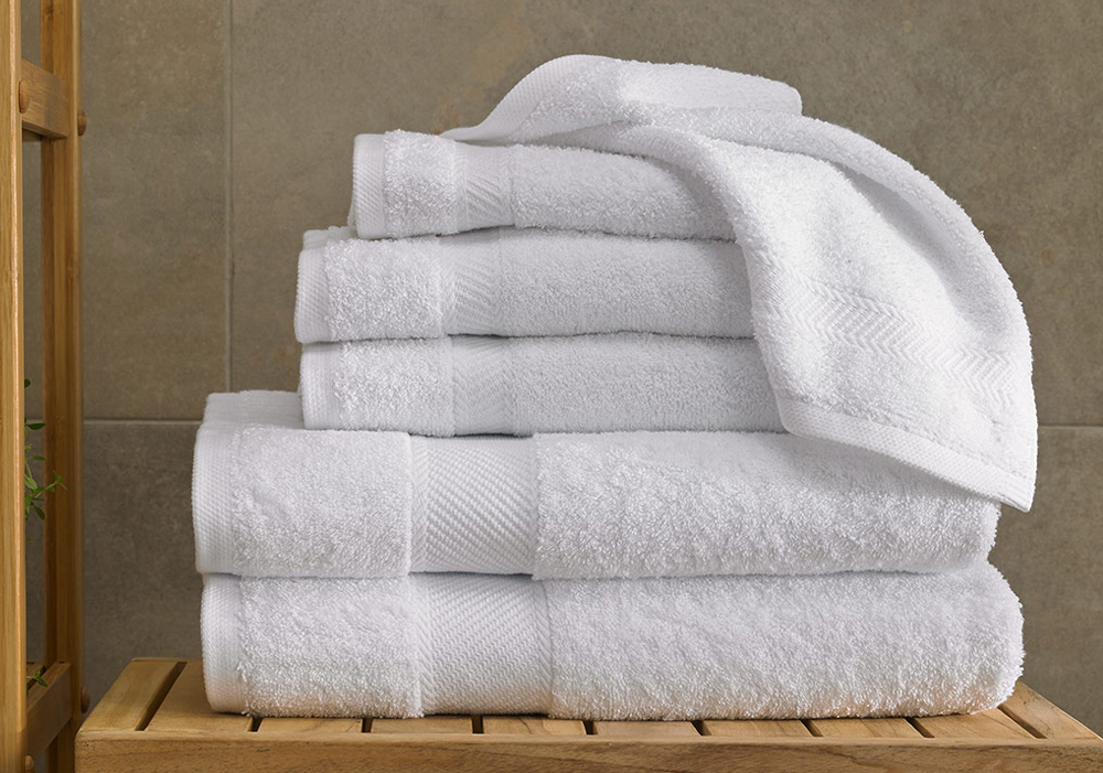 Gaylord Hotels Towel Set