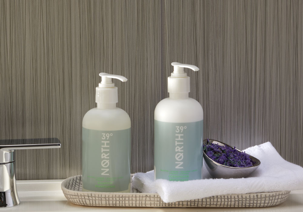 Courtyard 39 North Hair Care Set